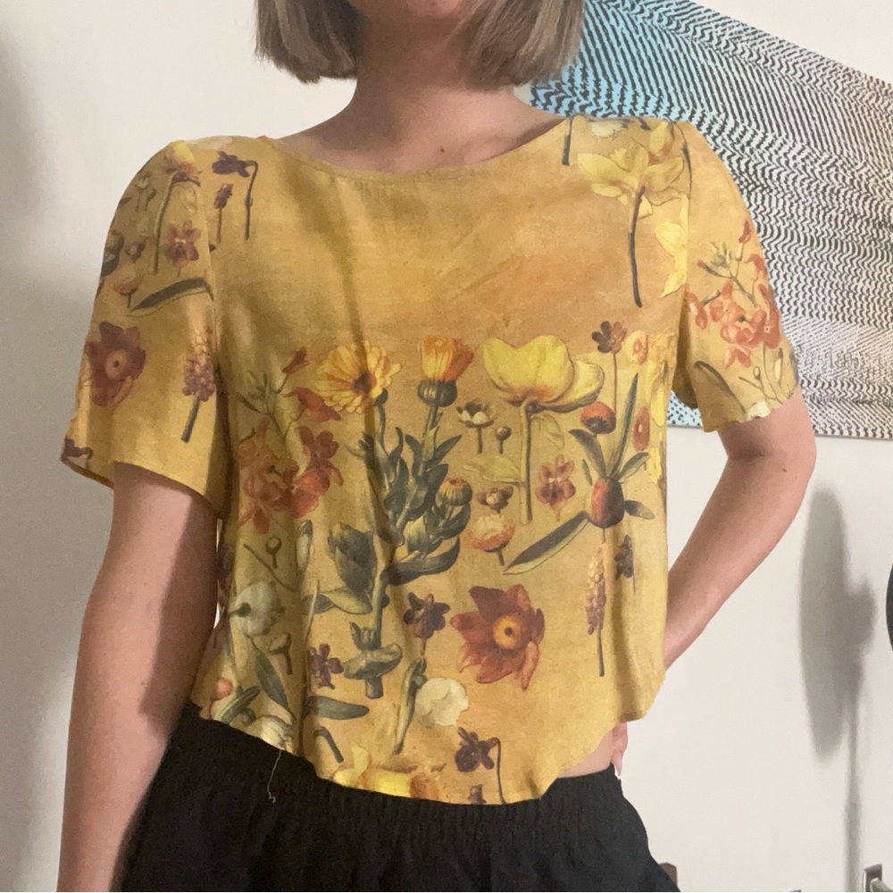 Samantha pleet yellow floral top